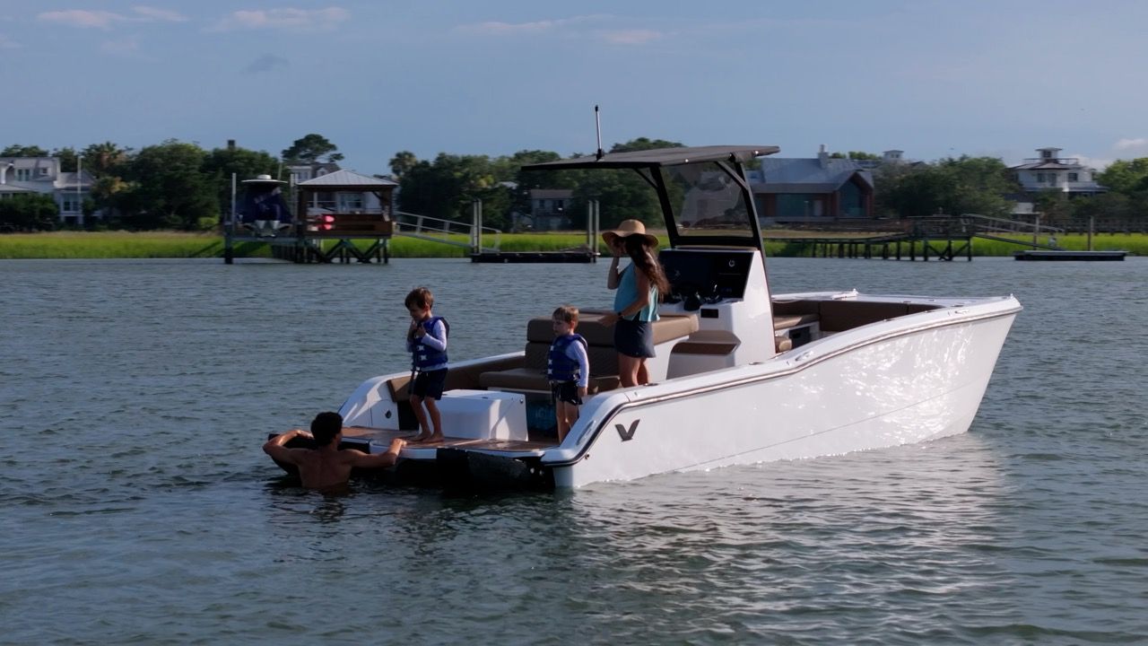 Volare Boats electric catamaran hydrofoil center console