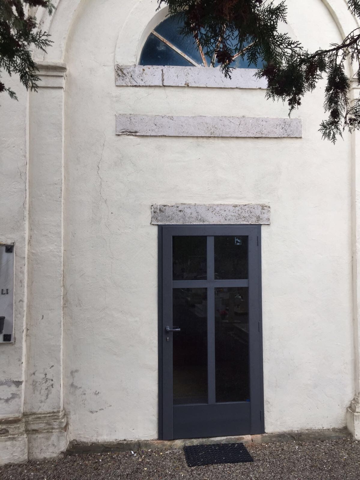 porta metallica per esterno