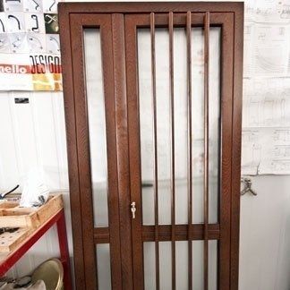 portoncino d'ingresso in legno-alluminio