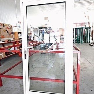 infissi in PVC per porte su misura