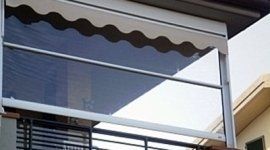 tenda da sole su balcone