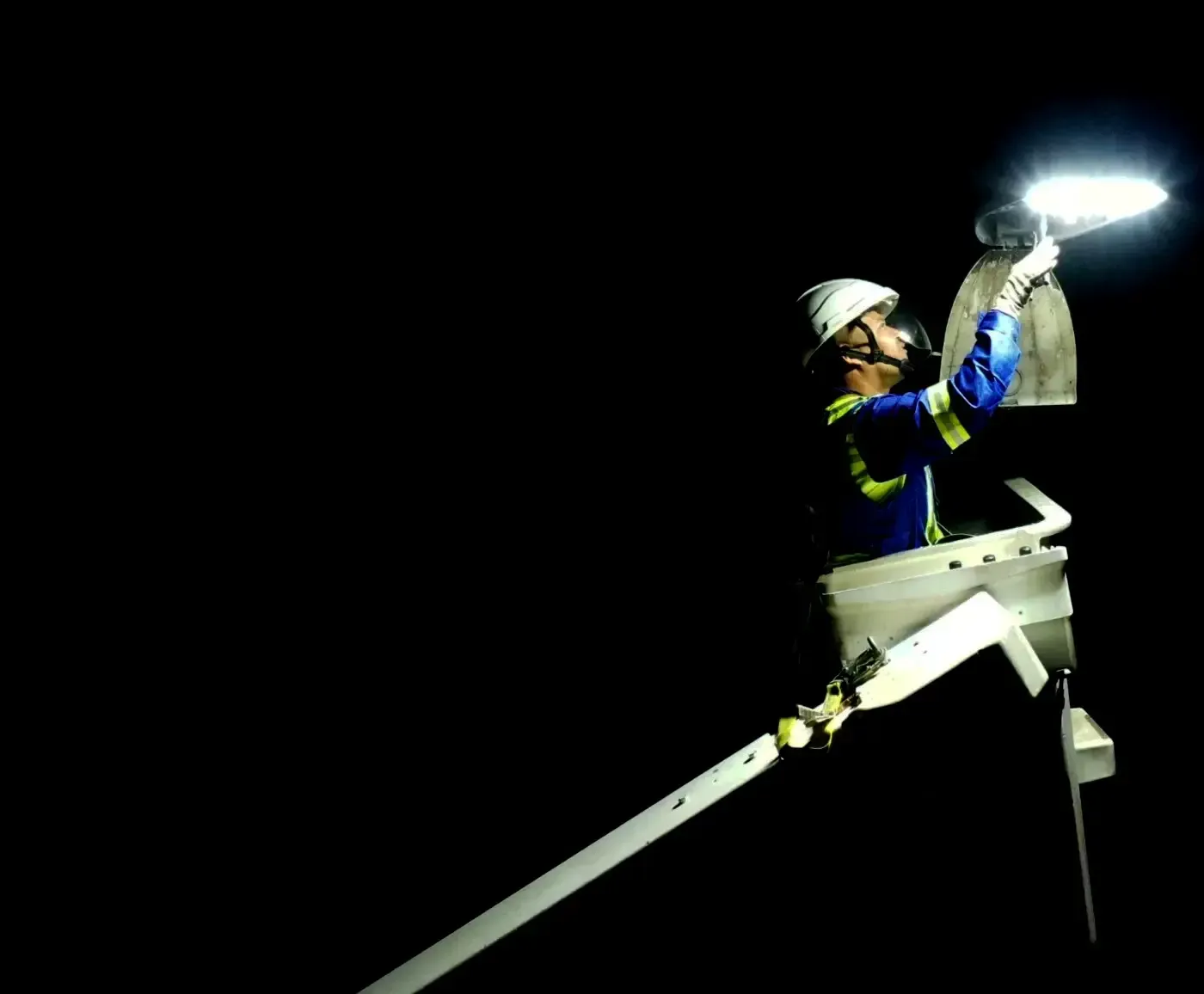 Instalación Alumbrado Público Power Iluminare