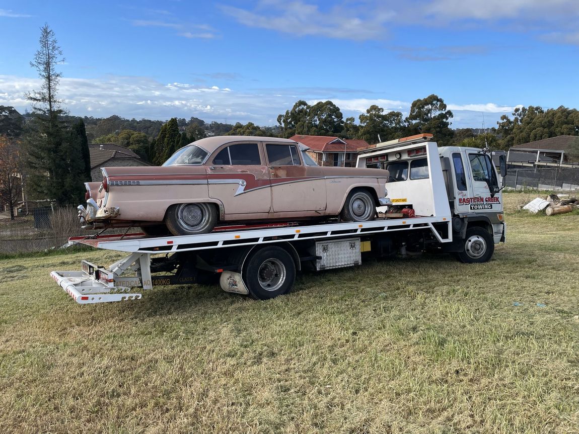 White tow truck | Blacktown, NSW | Eastern Creek Towing