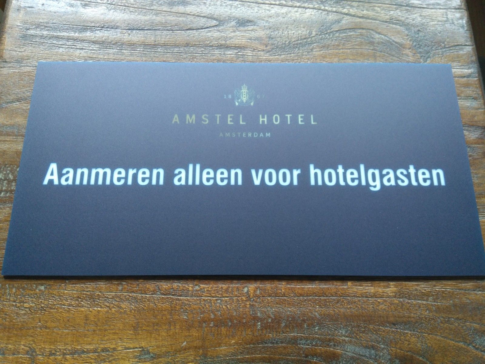 gegraveerde kunststof borden