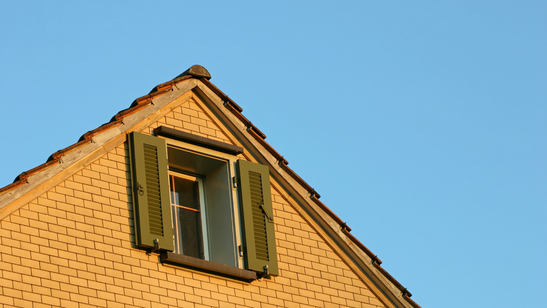 Gevelrenovatie Oostende - Gevelwerken Oostende - GRE Dakwerken Oostende