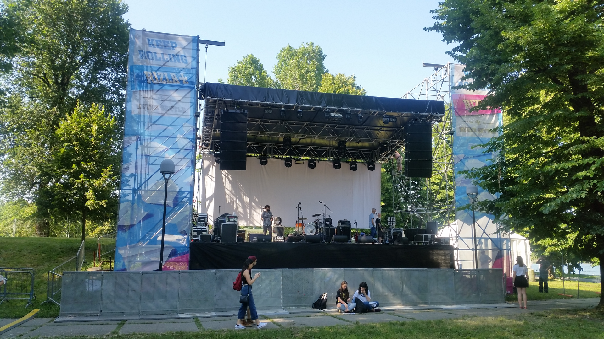 realizzazioni Arte e Strutture, Varese e Milano