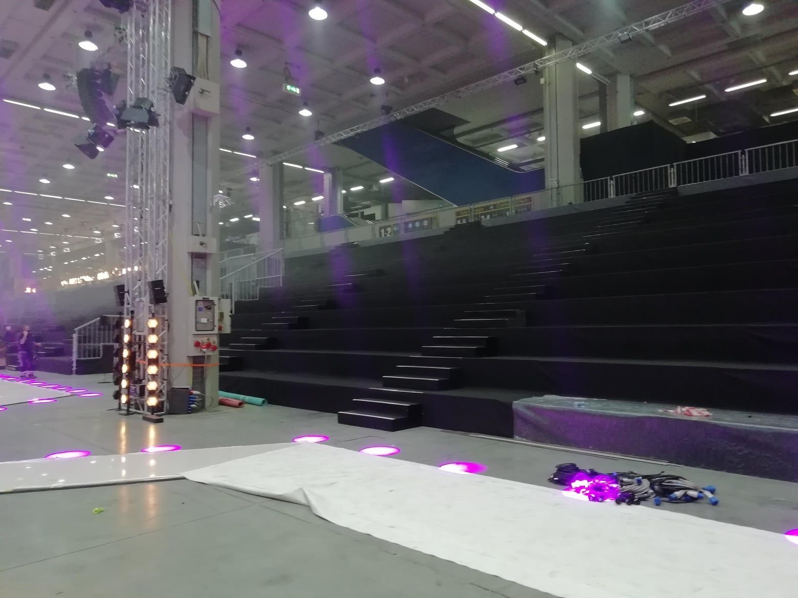 realizzazioni Arte e Strutture, Varese e Milano