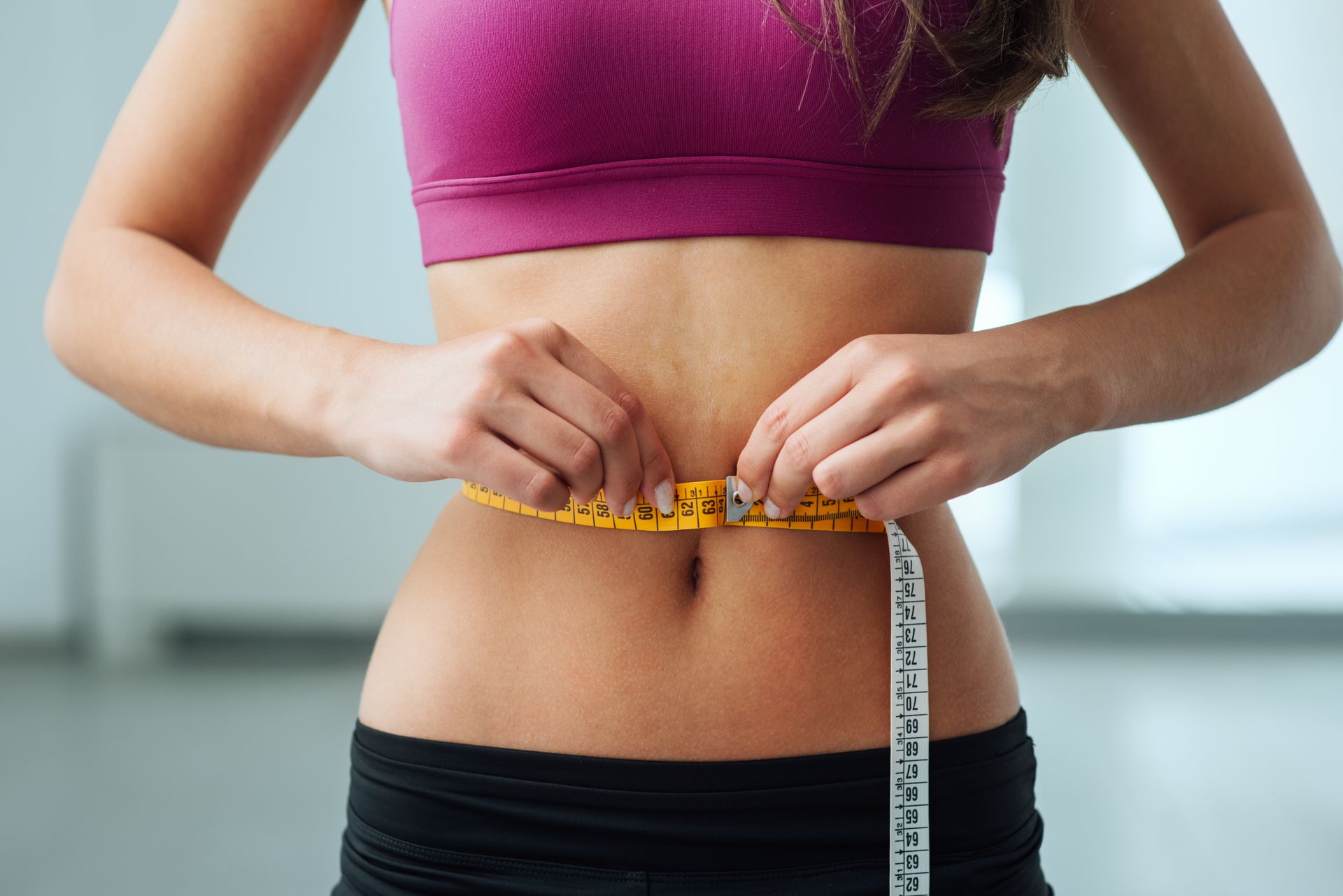 Lipoaspiração com abdominoplastia em São Paulo: quando associar os dois procedimentos?