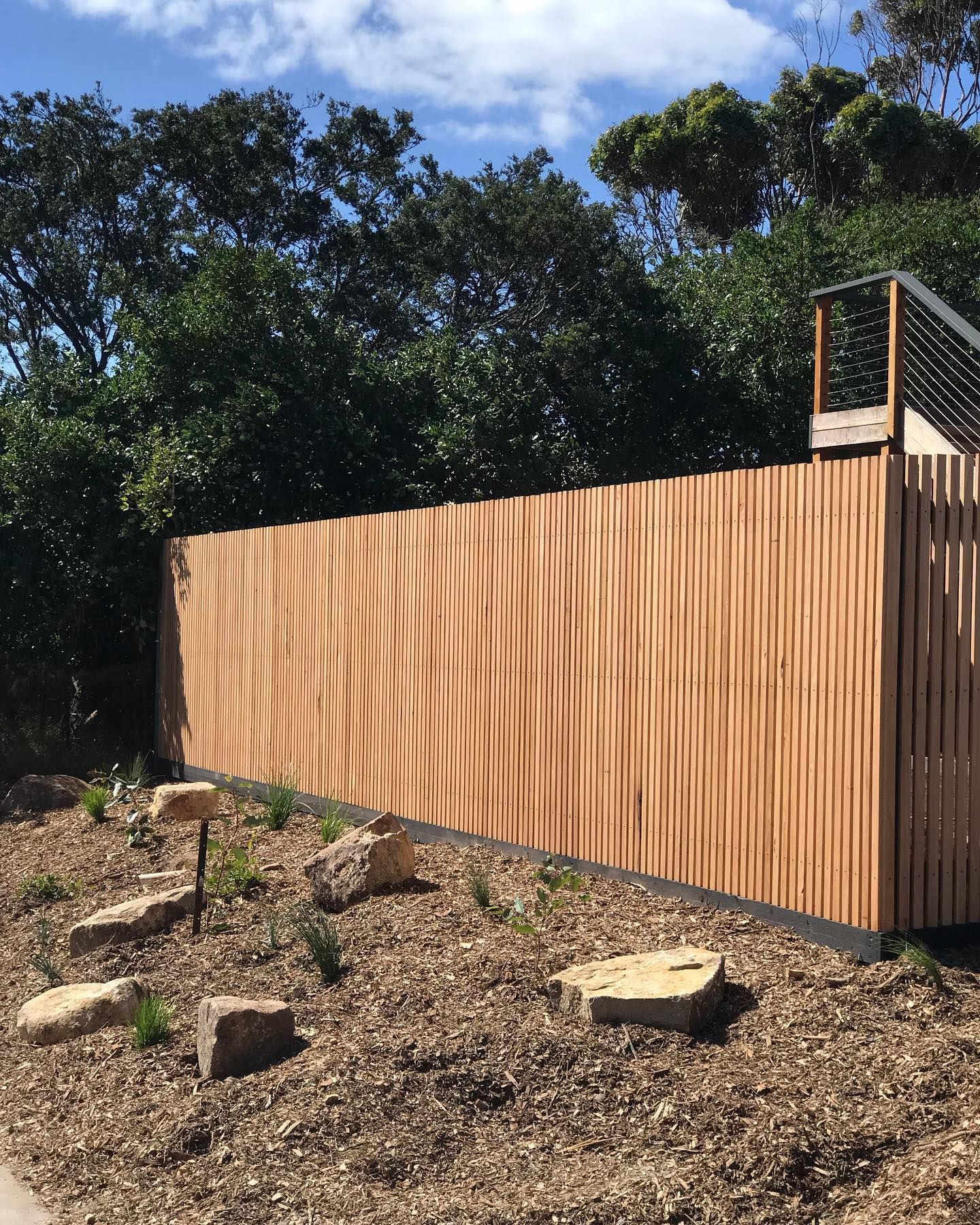 front fence phillip island construction