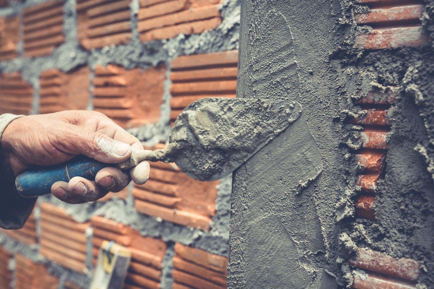 Brick & Mortar Repointing. Masonry | MasterCraft Roofing, Siding & Windows | Serving Eastern MA, NH & Selected Areas of VT