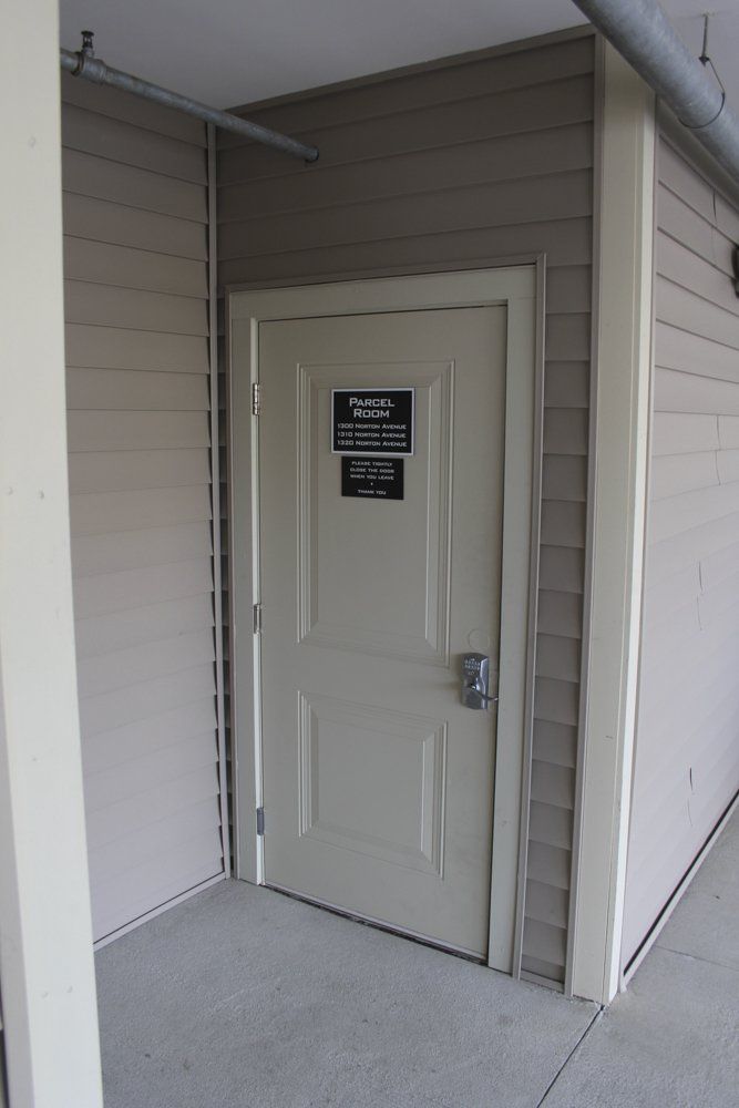Secure Parcel Room