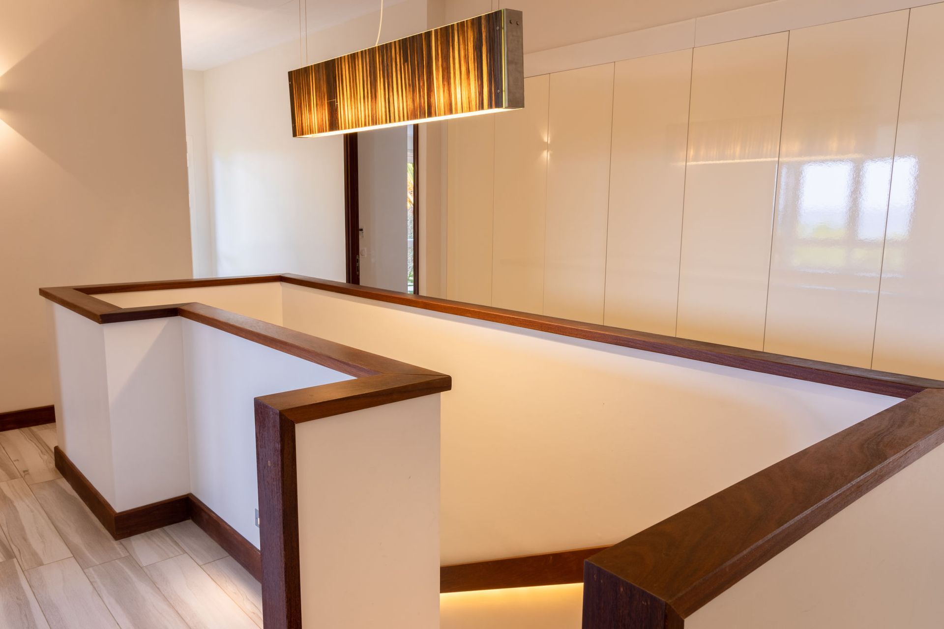 VILLA CORALIE - LIVING ROOMS - VIEW 9