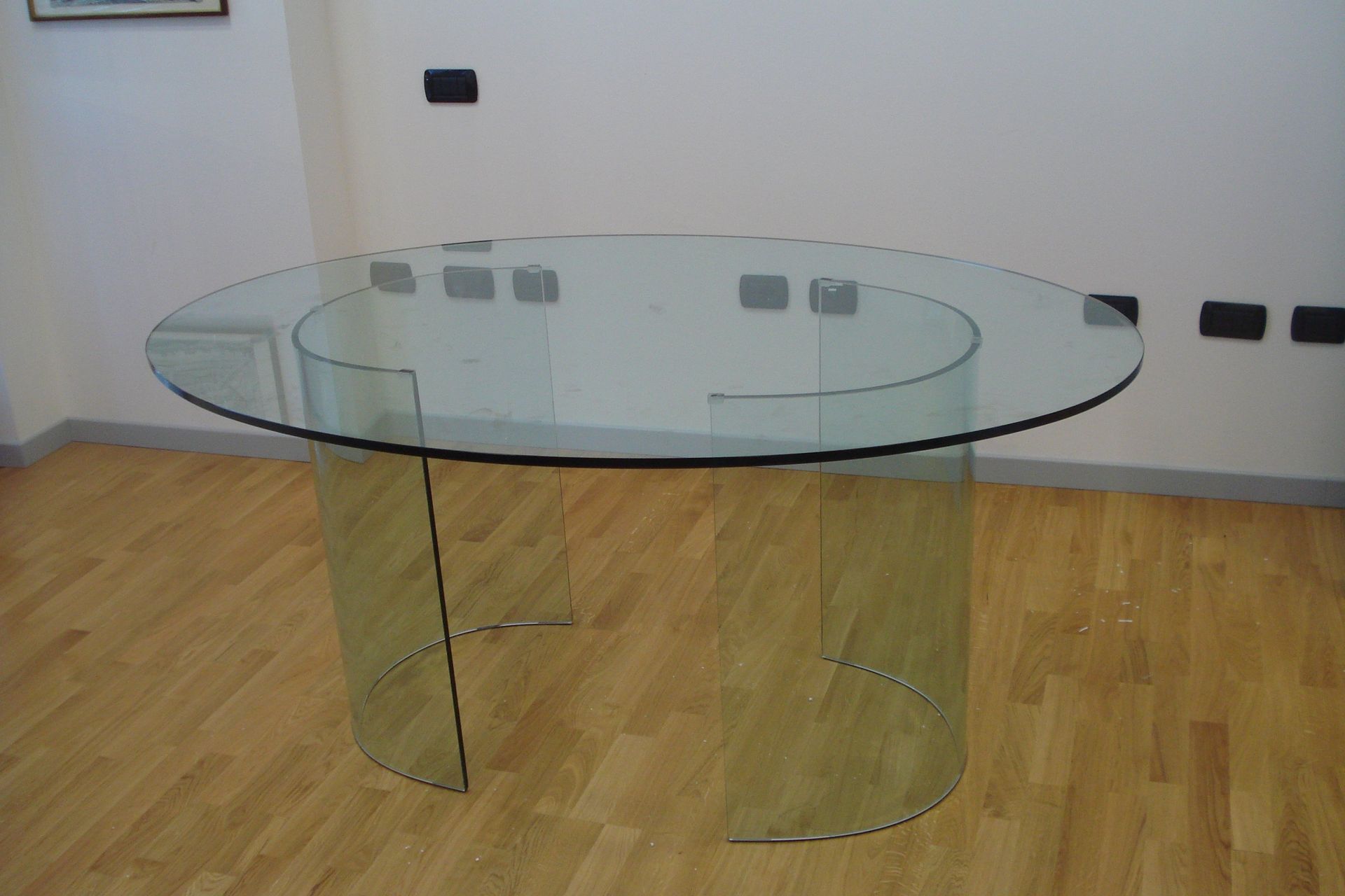 tavolo rotondo in vetro