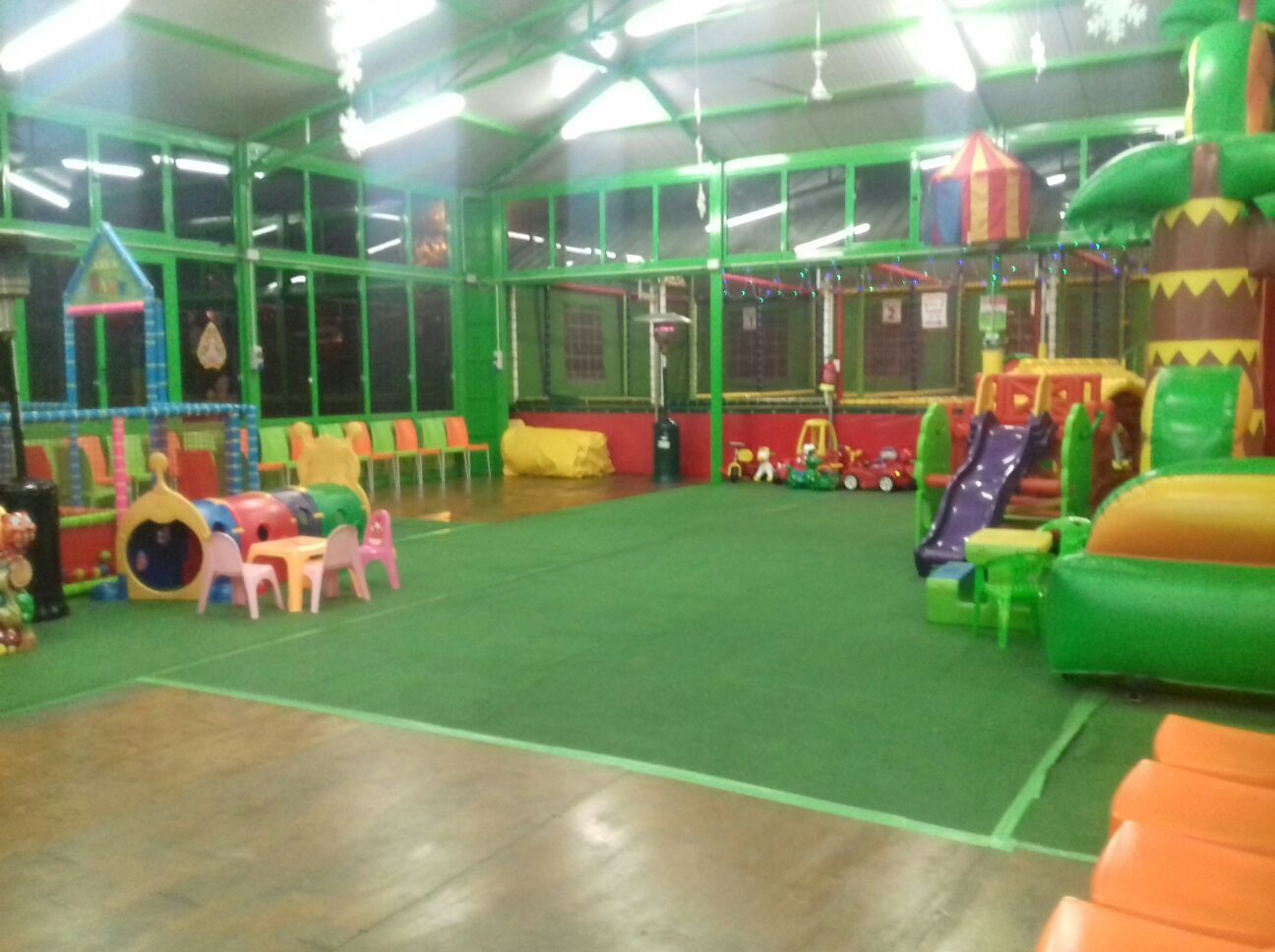 Area festa bambini - Carosel Park Roma