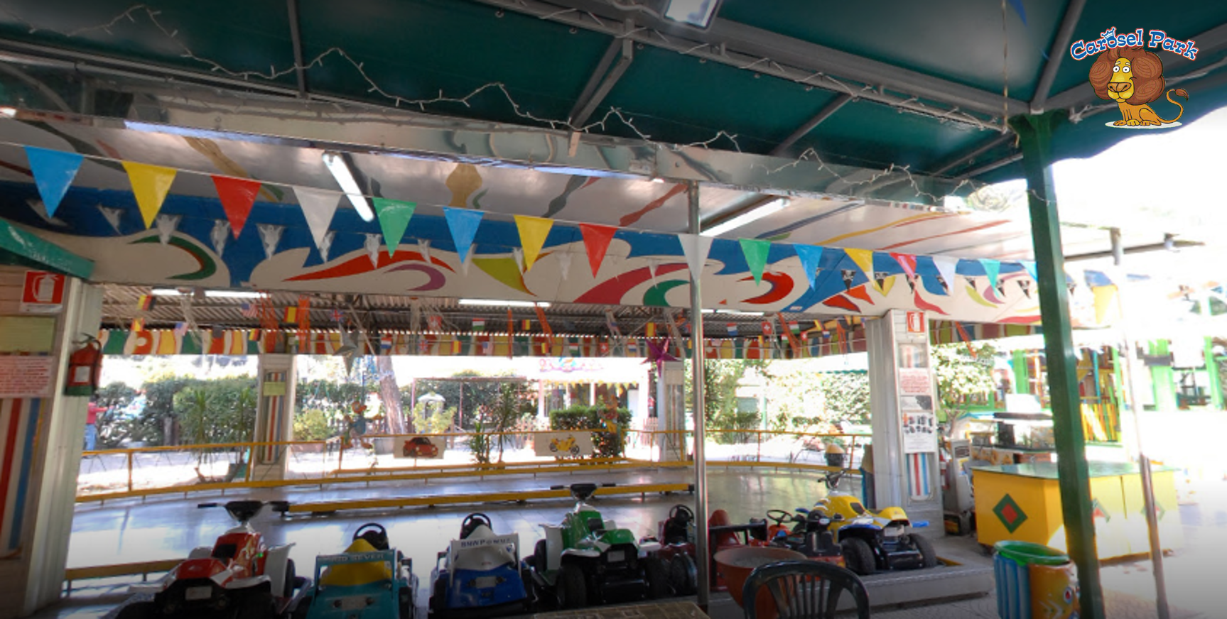 Parco giochi per bambini dai 3 agli 8 anni- Carosel park Roma