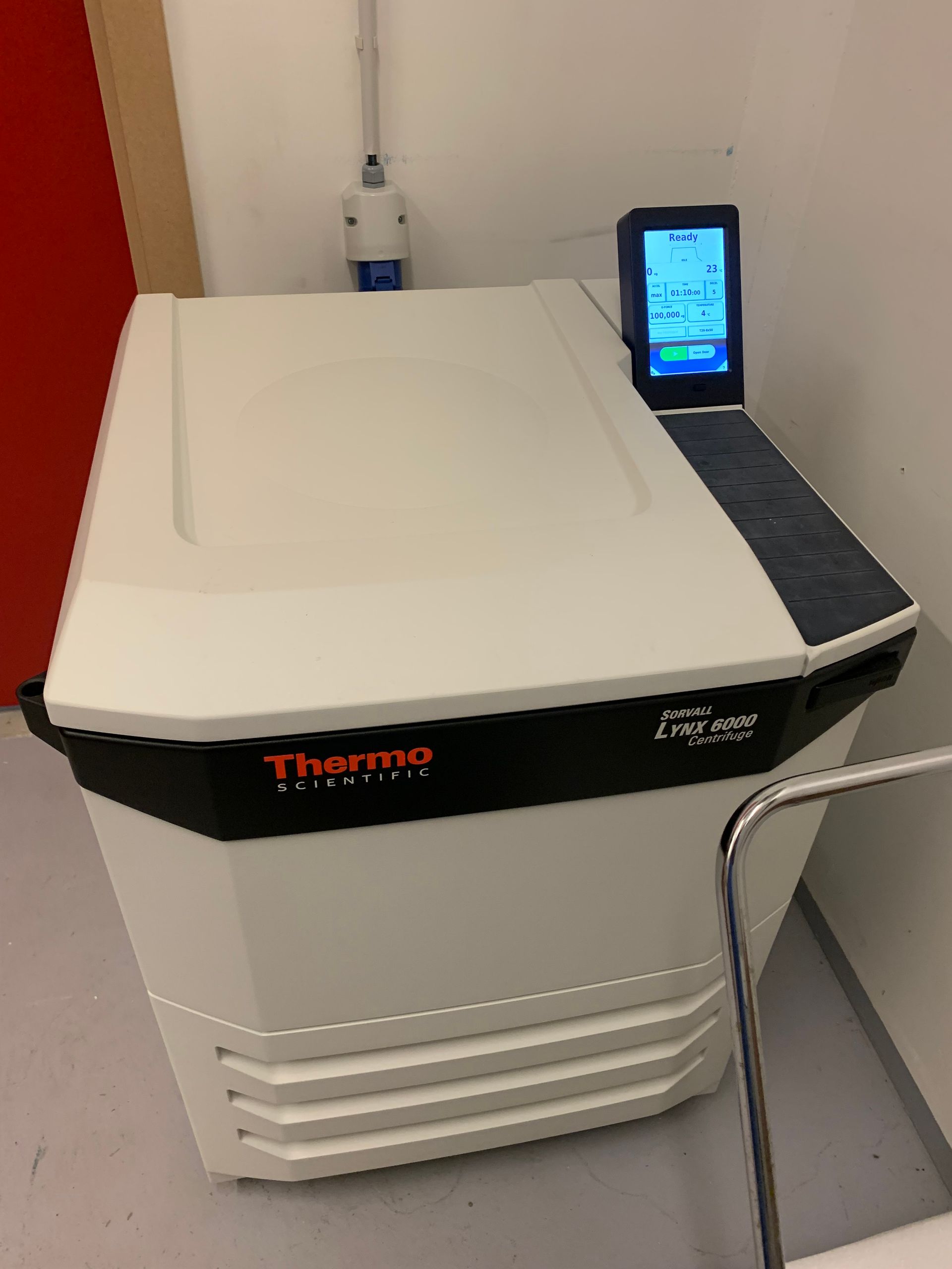 Isolated room for high speed centrifugation