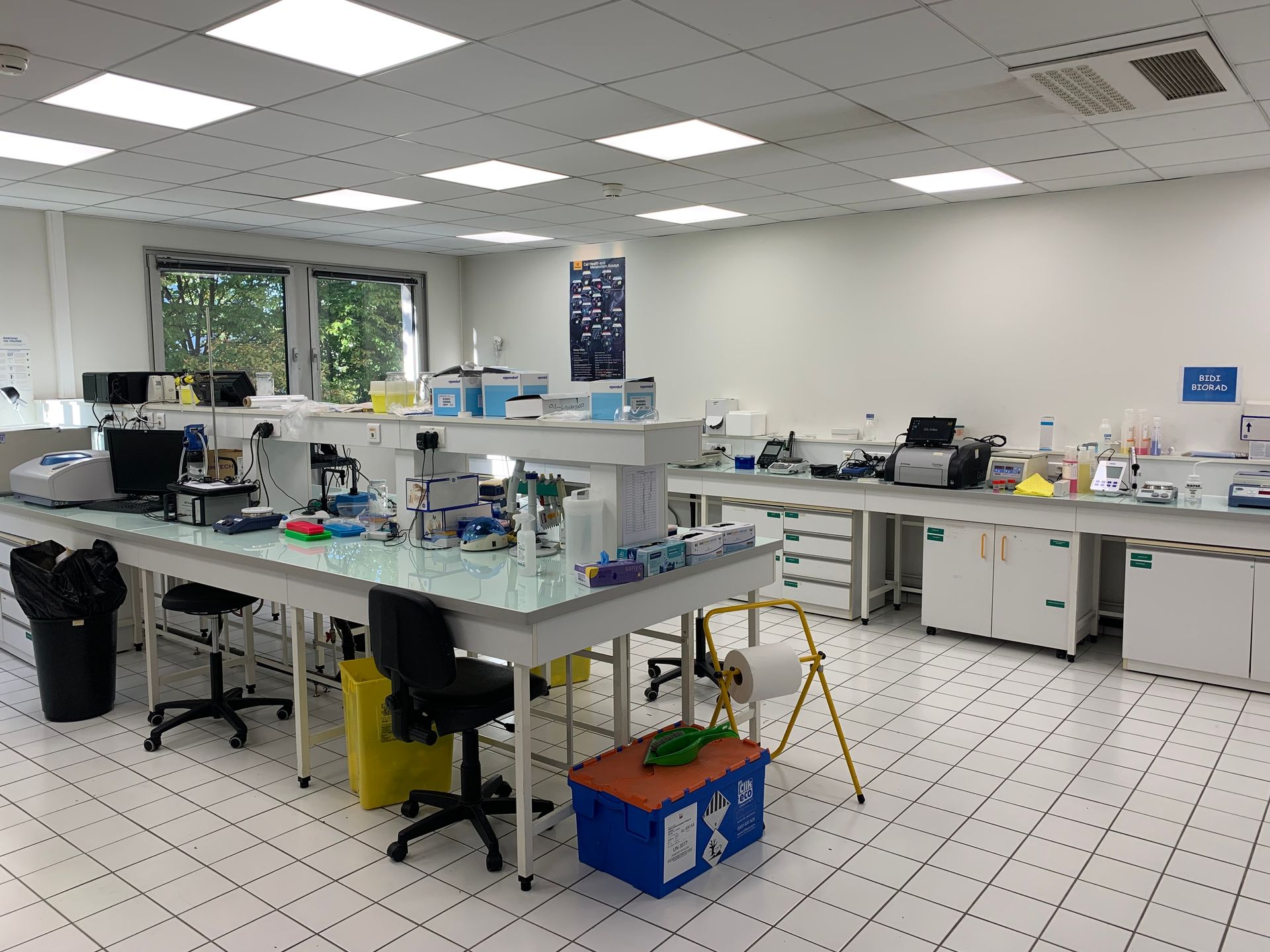 Proteomic and biochemistry laboratory