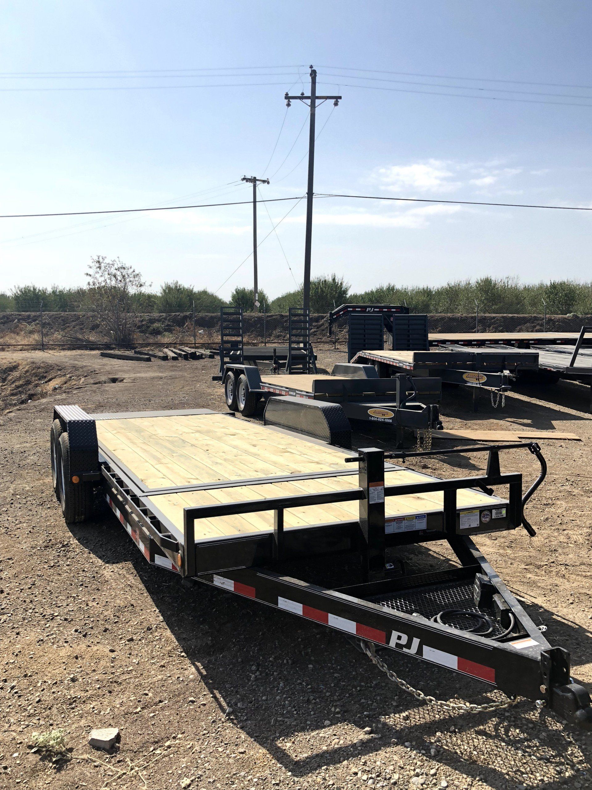 Family Owned Business Fresno, CA Tru Trailers