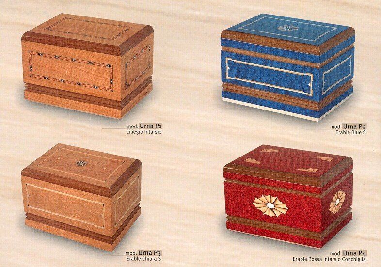 altri cofanetti in legno