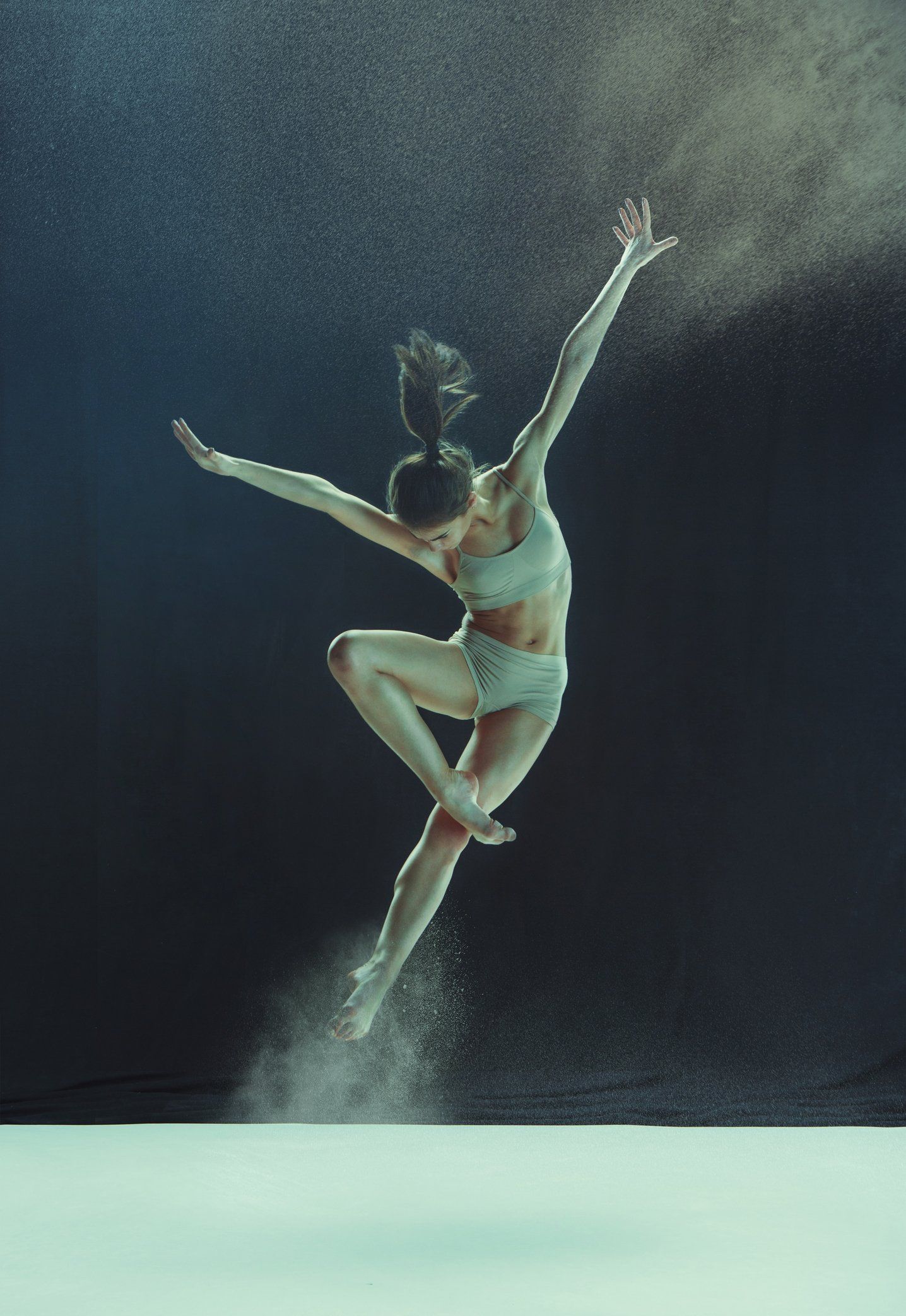 Modern Contemporary Dancer — Port Stephens — Robyn Yvette Dance Centre