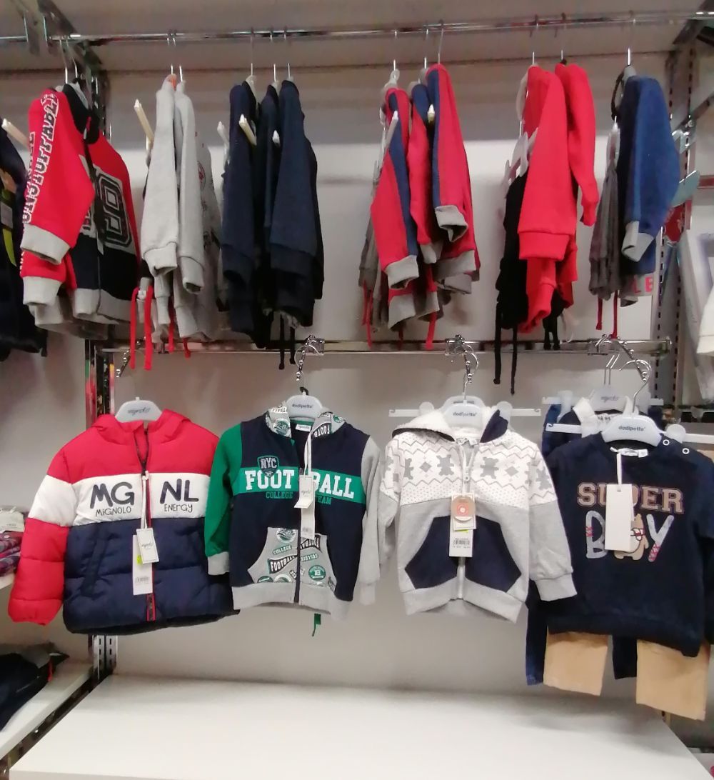 punto vendita di abbigliamento per bambini