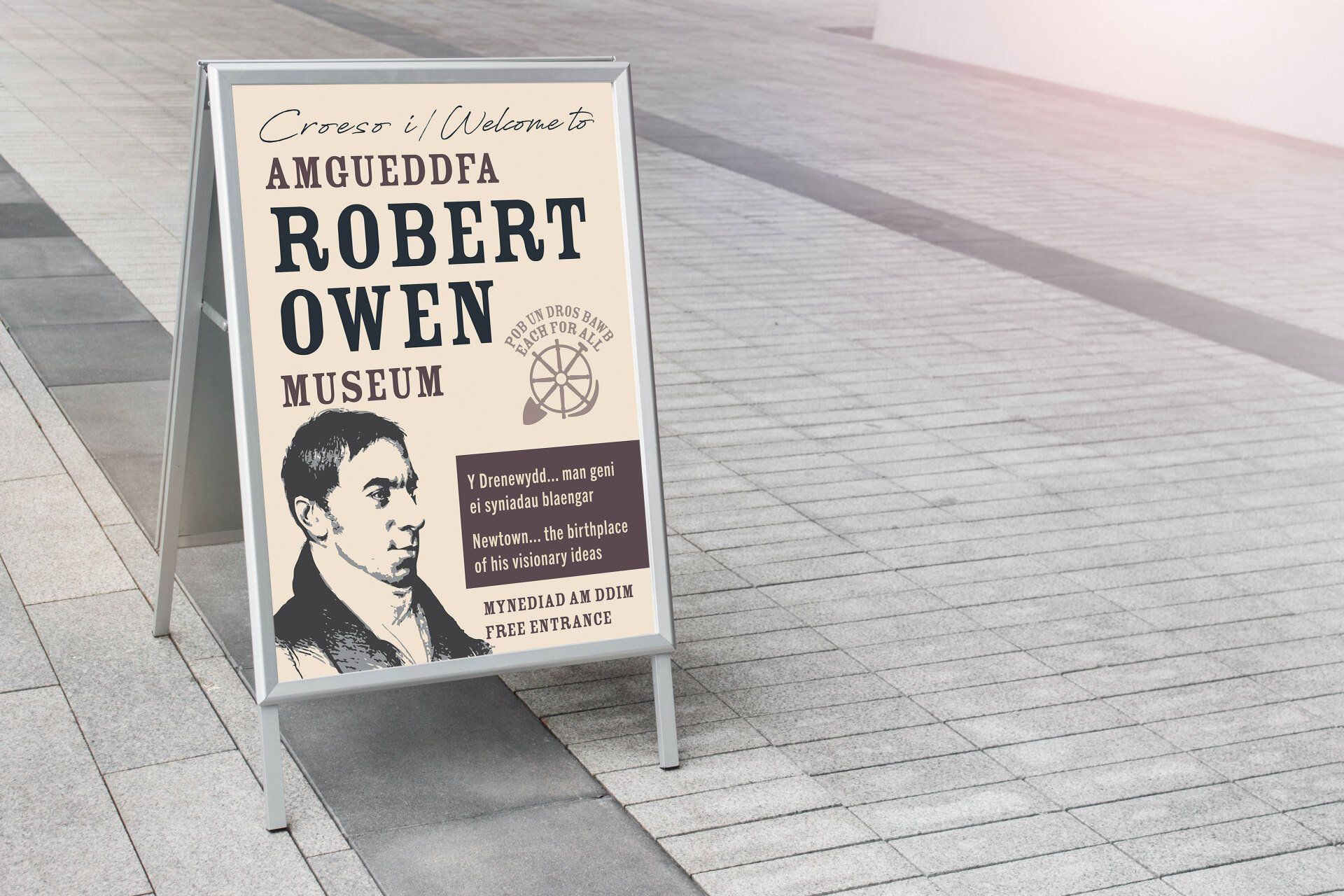 A sign that says robert owen museum on it