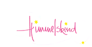 „Himmelskind“-Logo in rosa Schrift mit kleinen gelben Sternen.