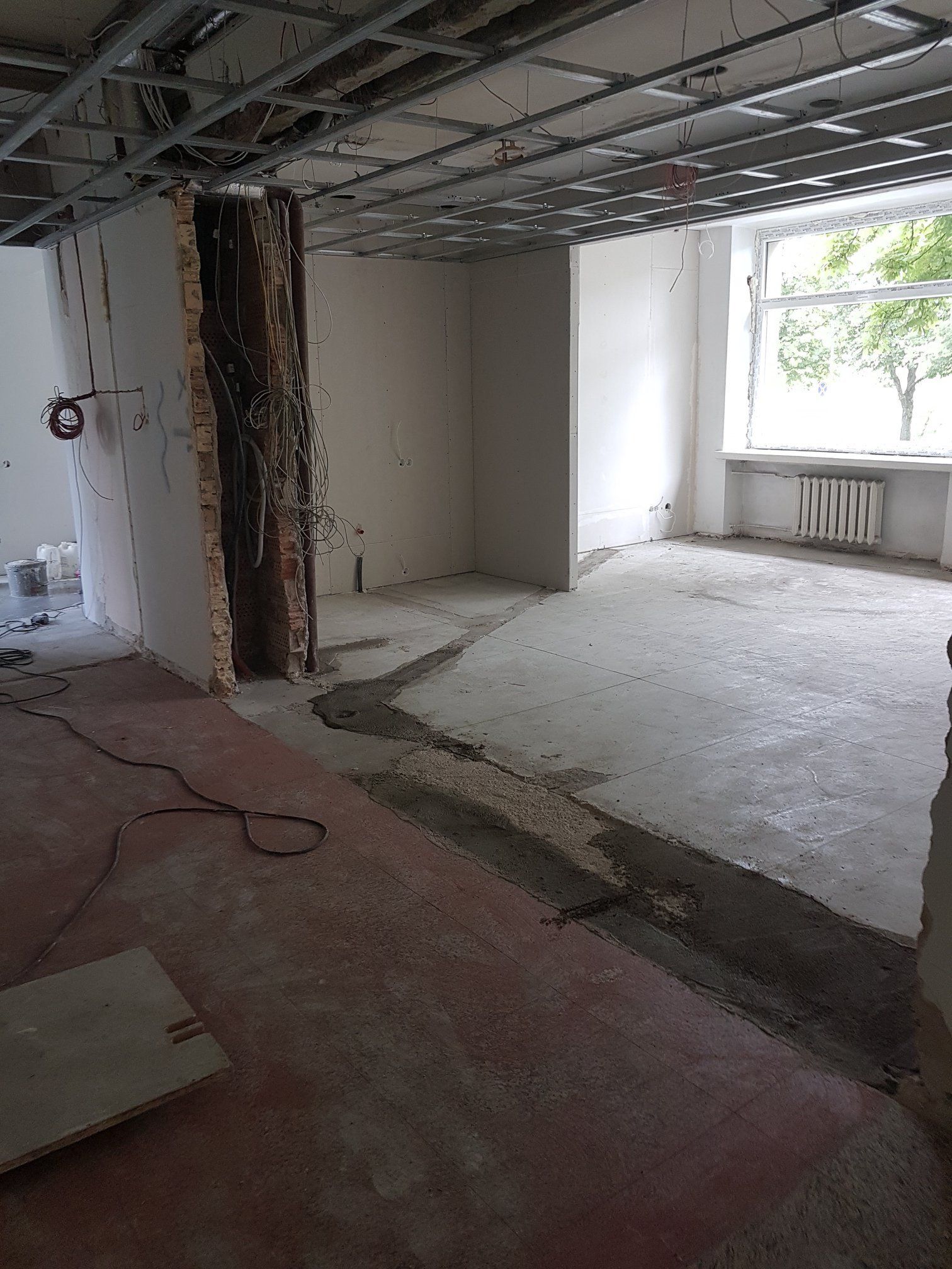 Grindų liginimo, grindų dangos klojimo darbai