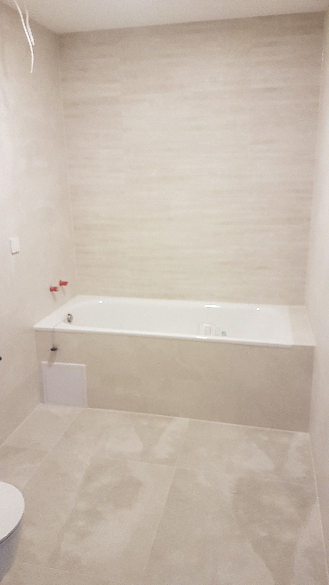 elektros instaliacijos, santechnikos ir apdailos darbai