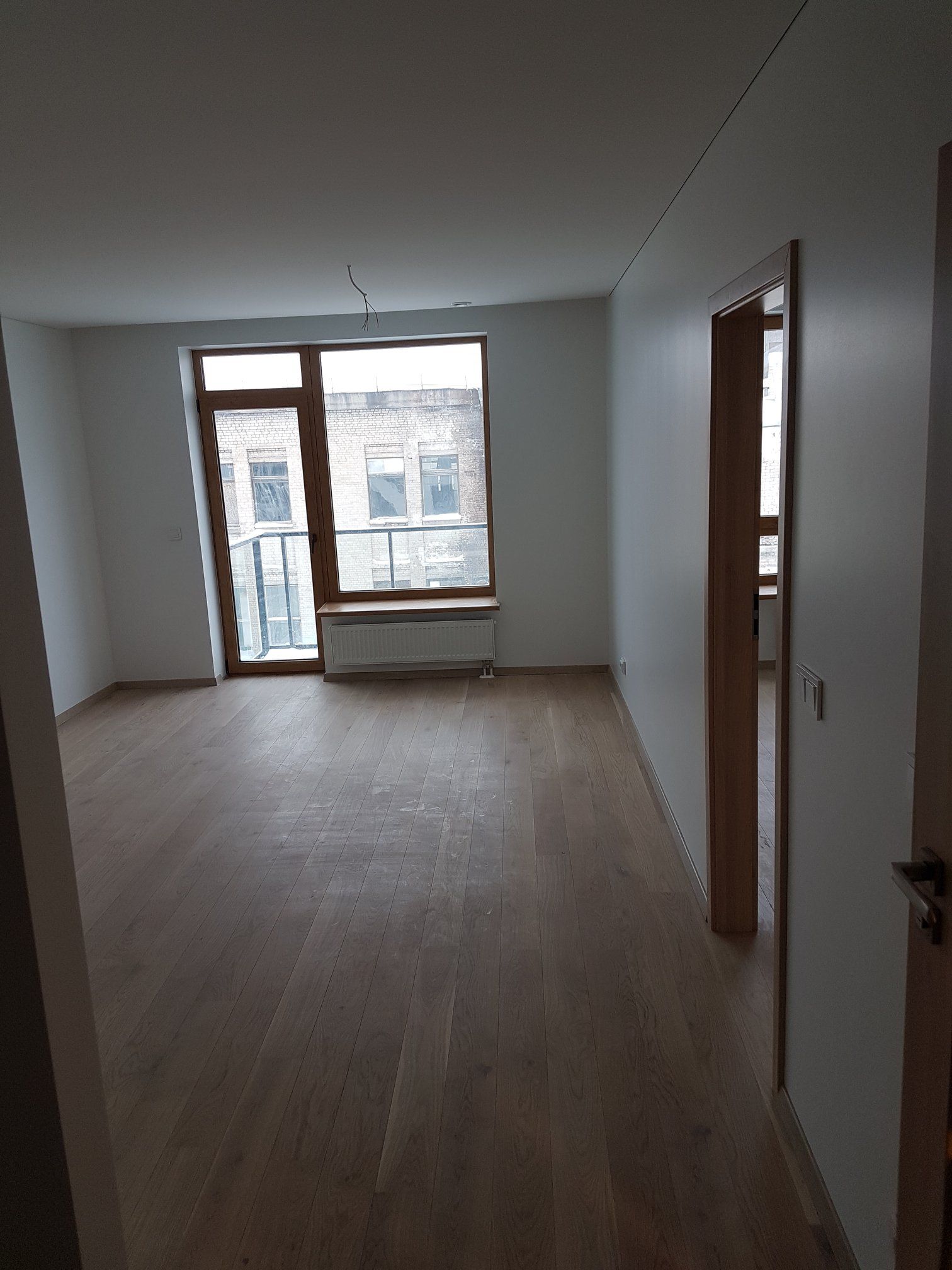 Elektros instaliacijos, santechnikos ir apdailos darbai