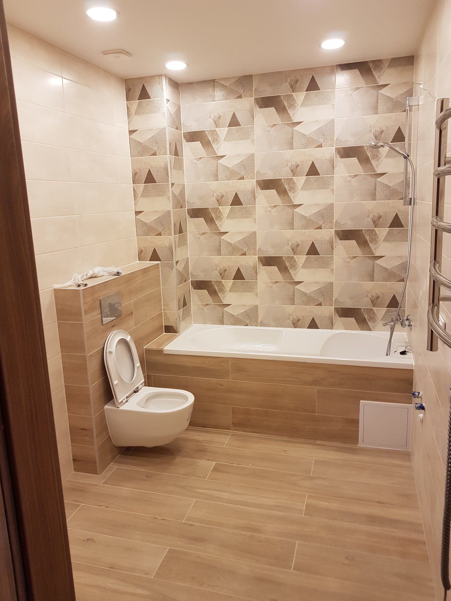 Elektros instaliacijos, santechnikos ir apdailos darbai