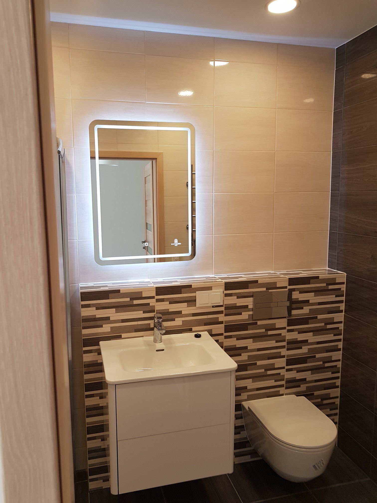 Elektros instaliacijos, santechnikos ir apdailos darbai