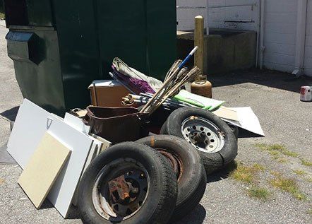 Bulk Trash Clean Up — Garbage in Chesapeake, VA