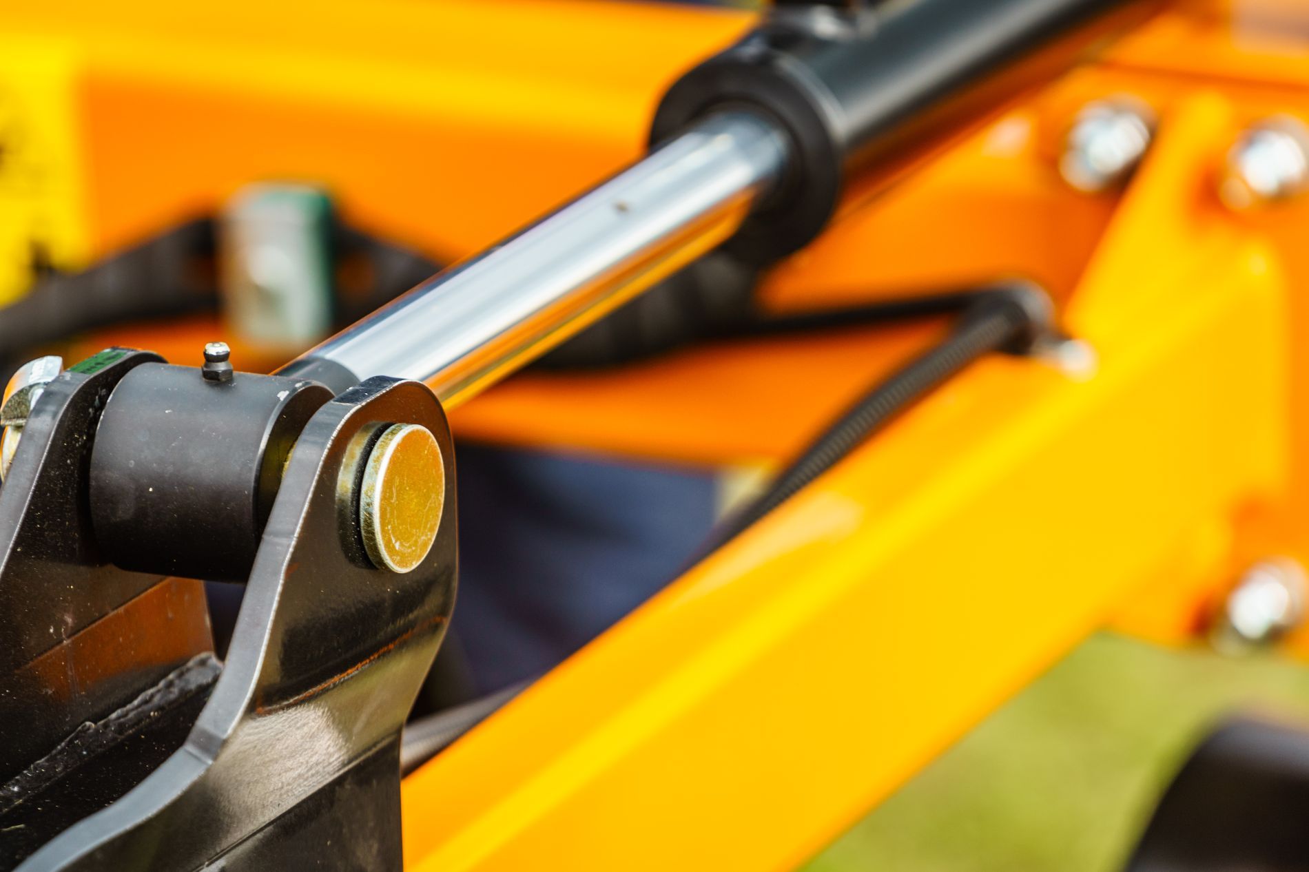 revisione biella e pistone idraulico