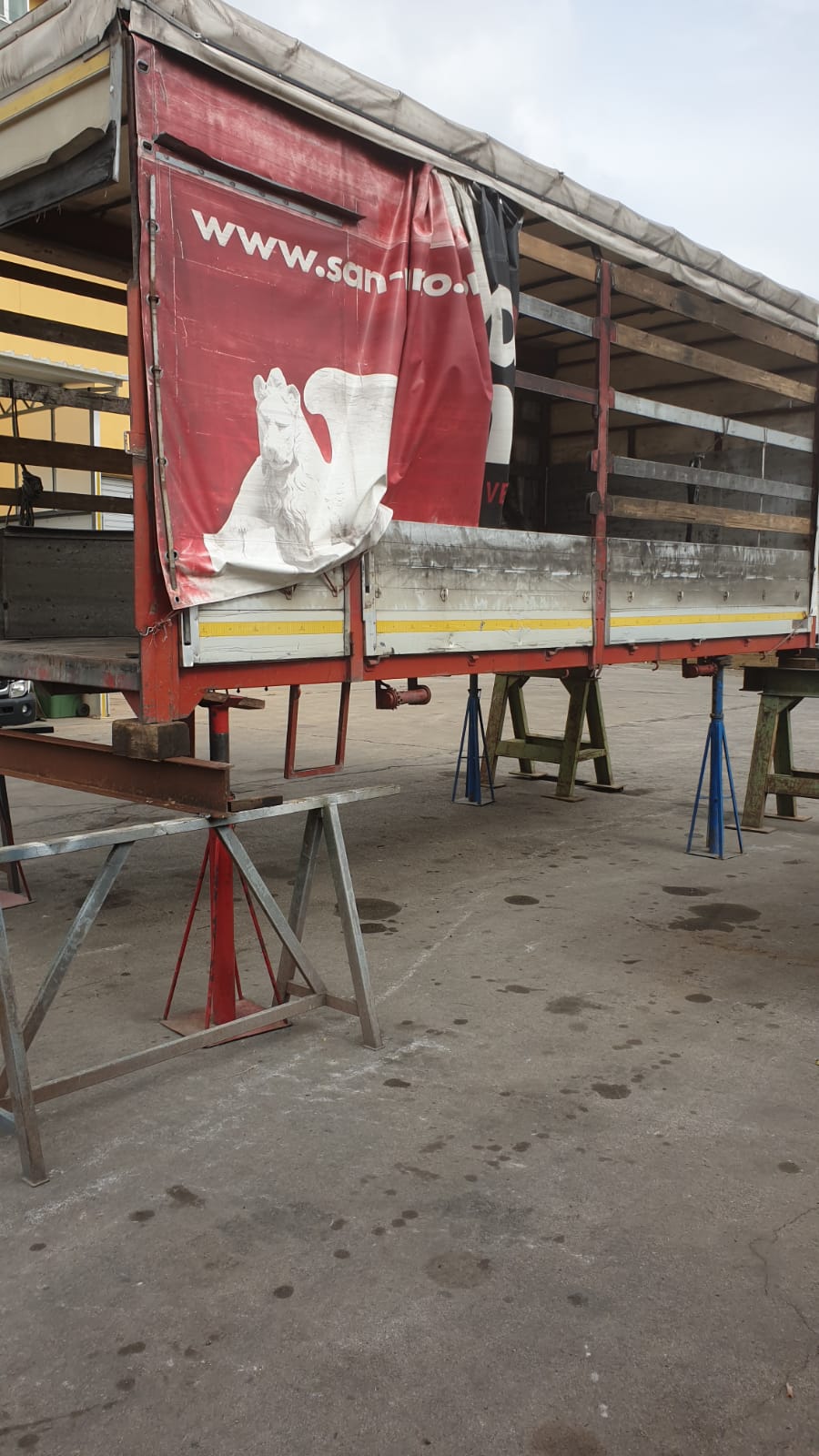 carpenteria per mezzi di lavoro