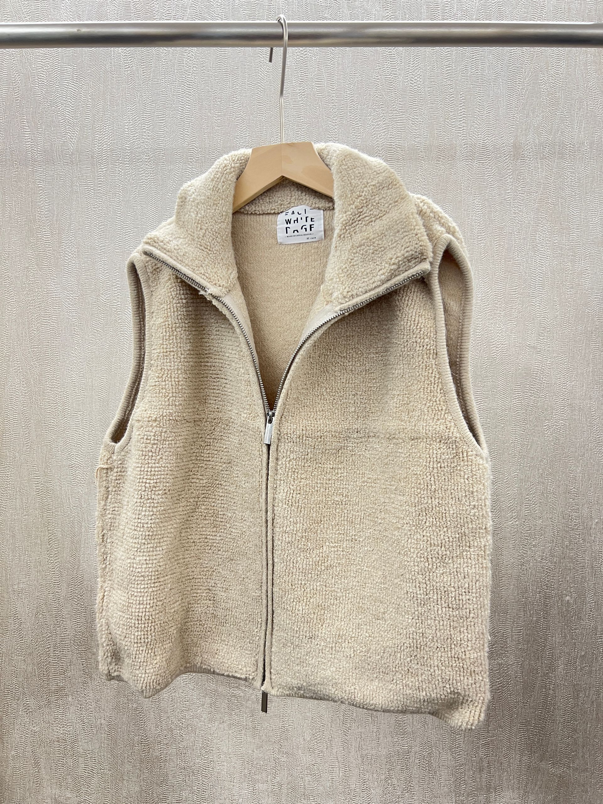 奶霧羊羔保暖立領背心