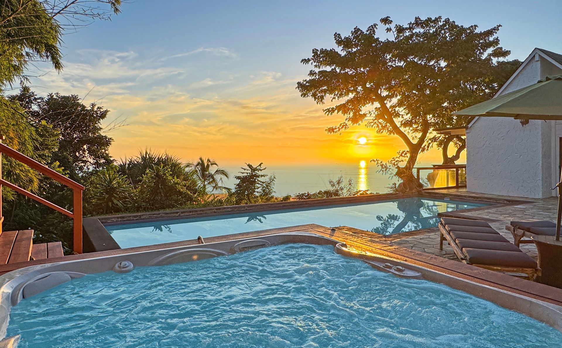 A living room filled with furniture and a fireplace.