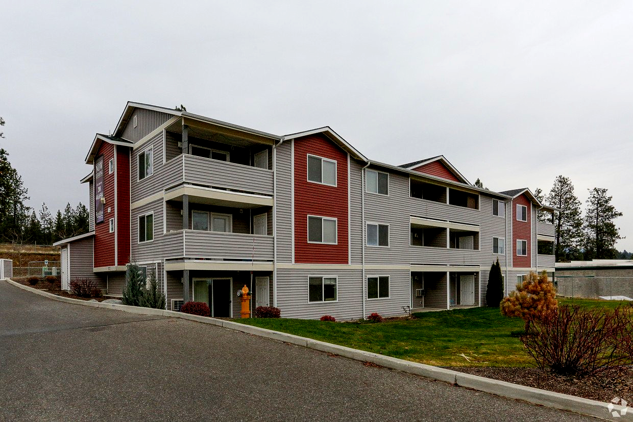 River View Collection Apartments Coeur d'Alene, ID Apartments For Rent