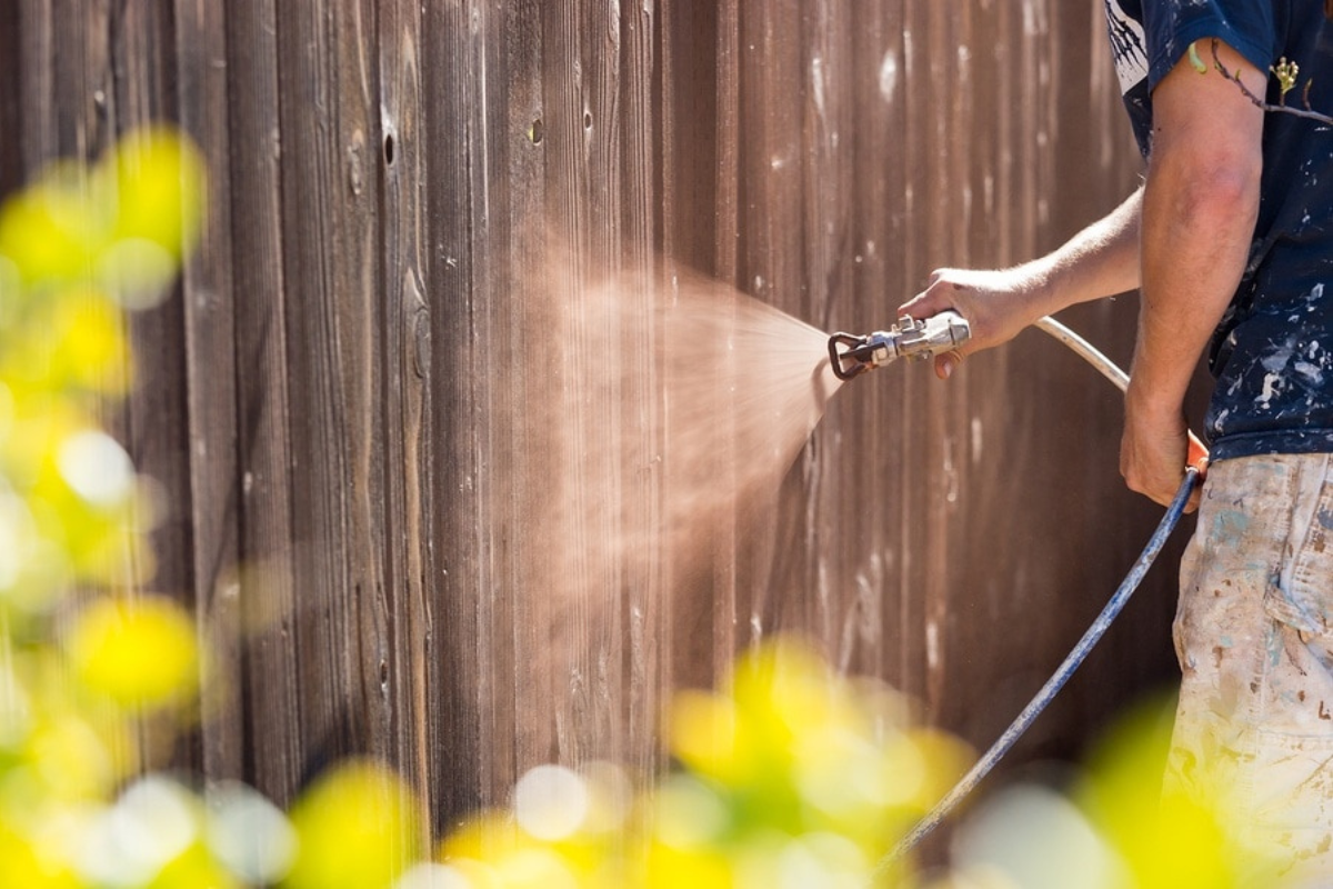 Fence Cleaning