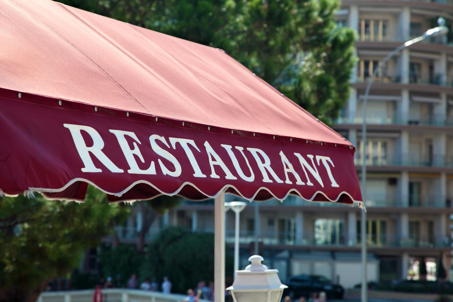 Canopy Awnings Customisation and Aesthetic Appeal