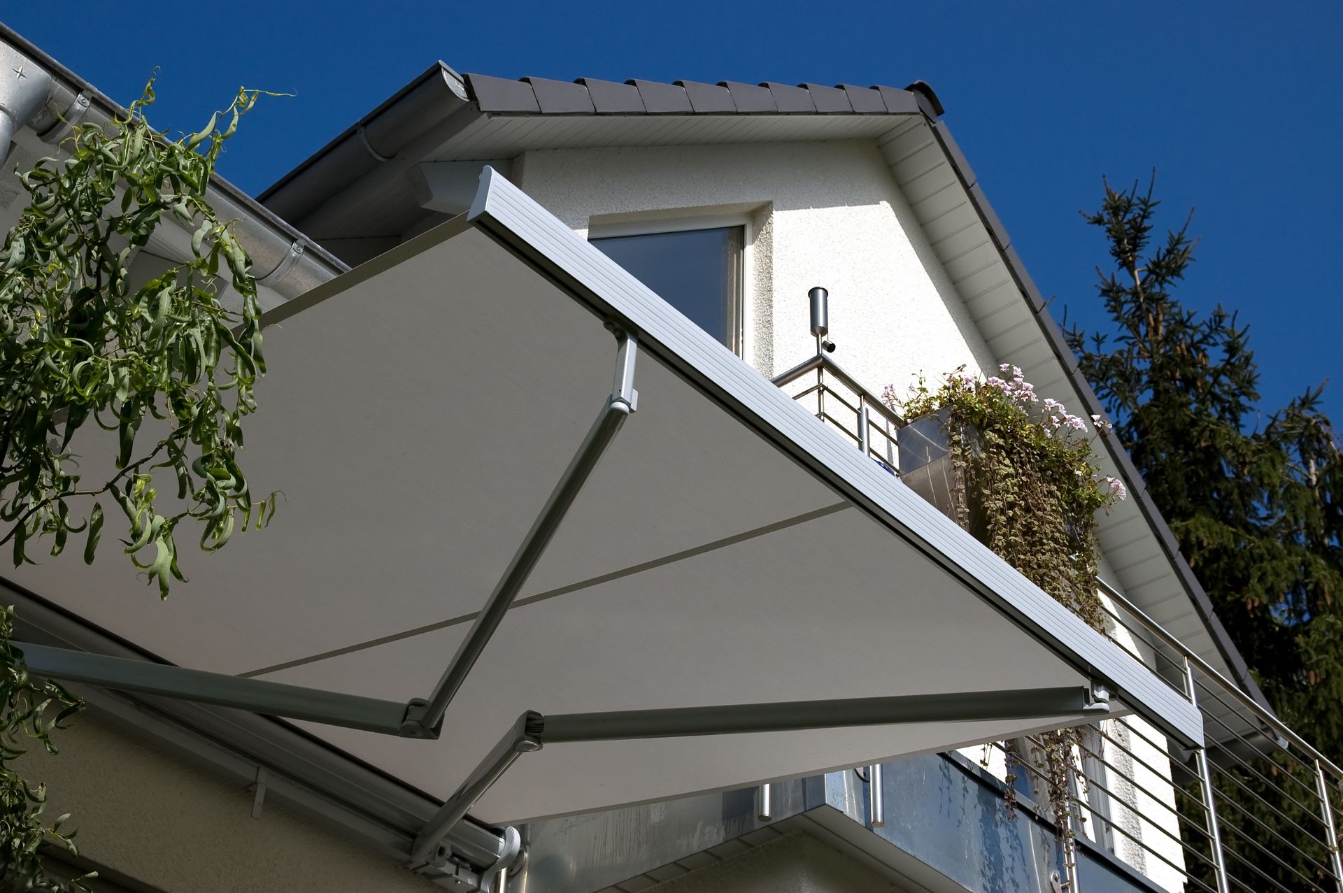 Factors To Consider When Buying Awning 