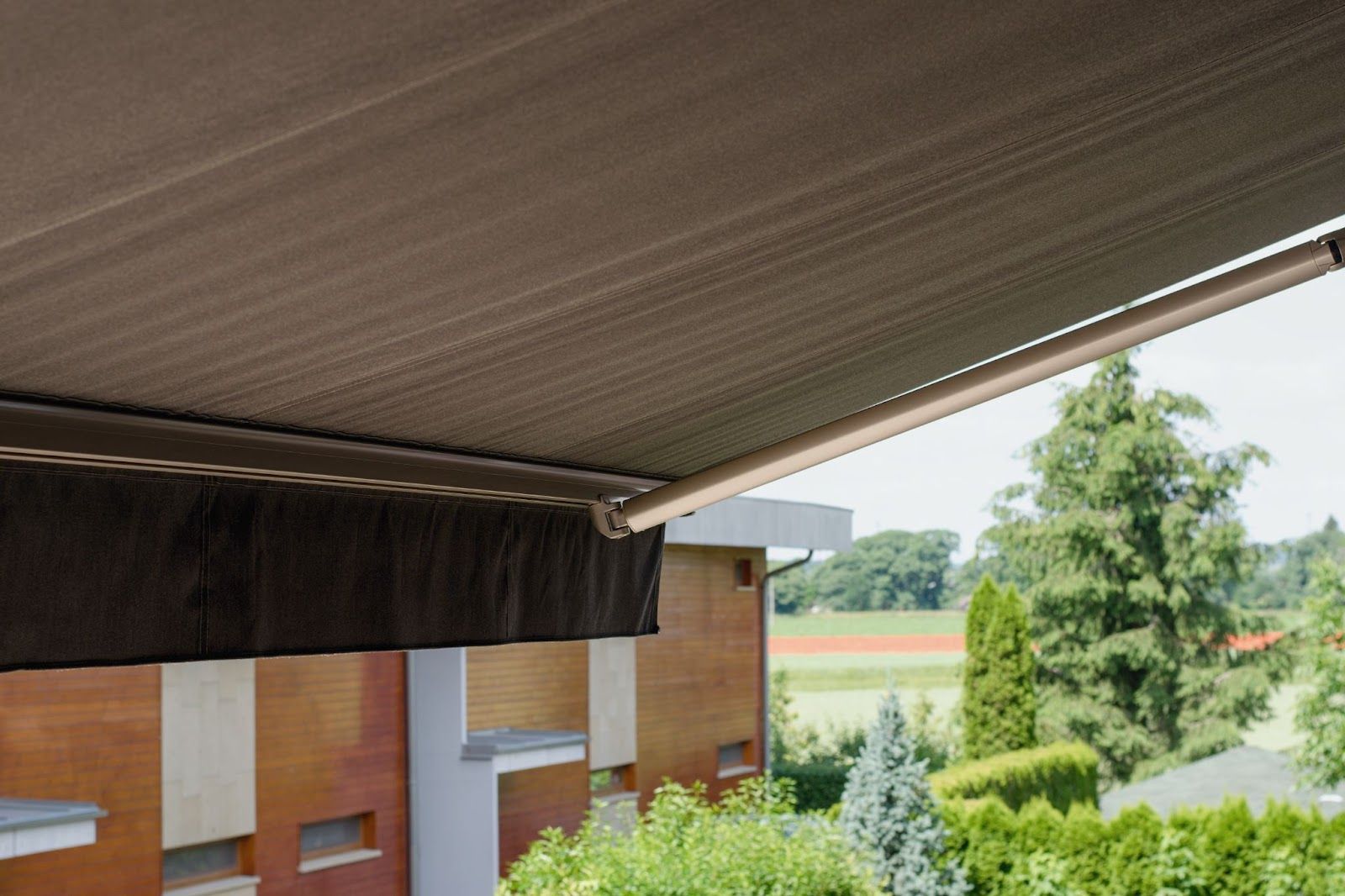 Factors To Help You Decide On Awning Fabric Replacement