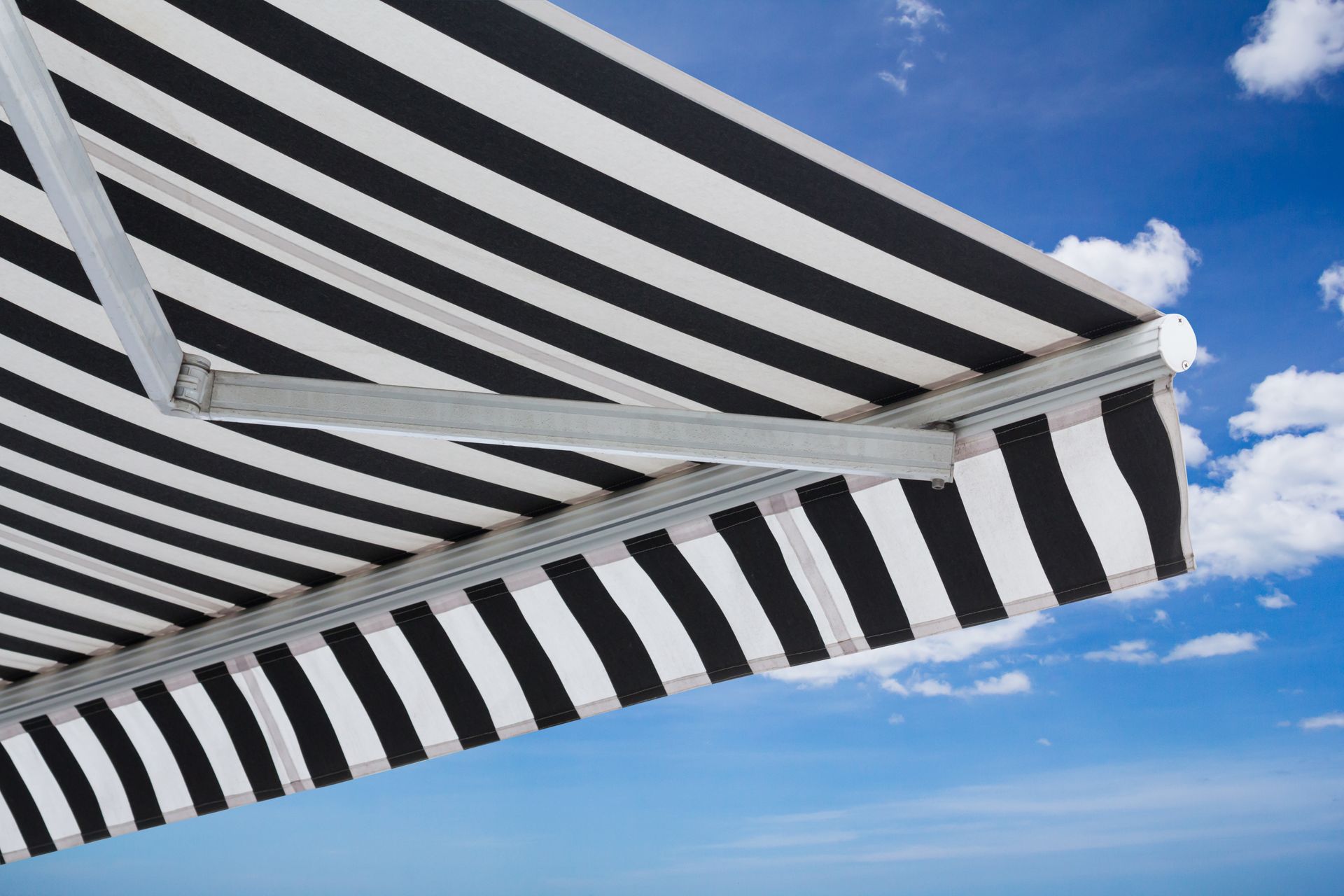 History Of Awning And How It Has Evolved