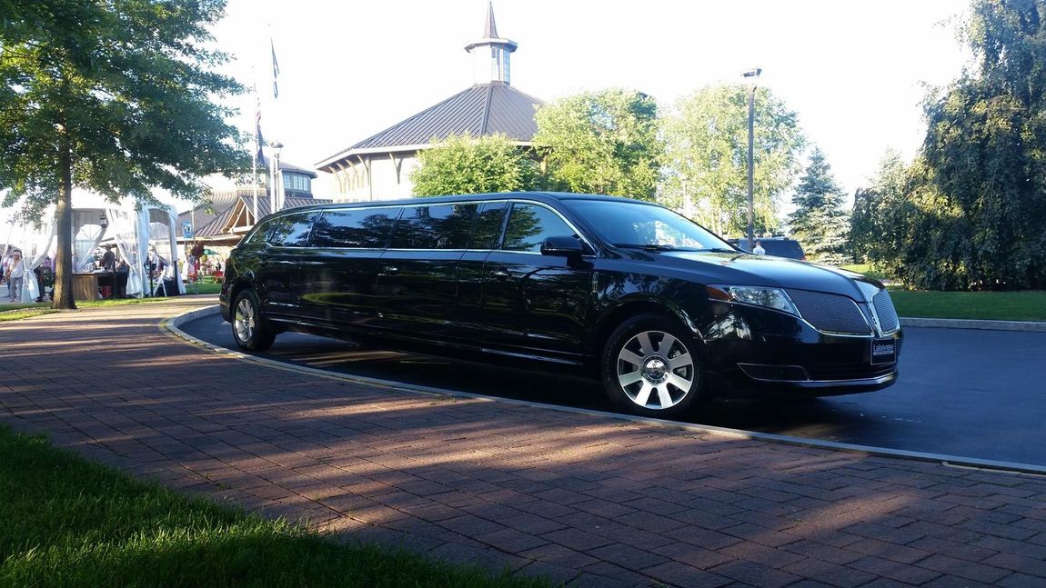 Limousine Services Hudson Valley, NY A Hudson Valley Limousine