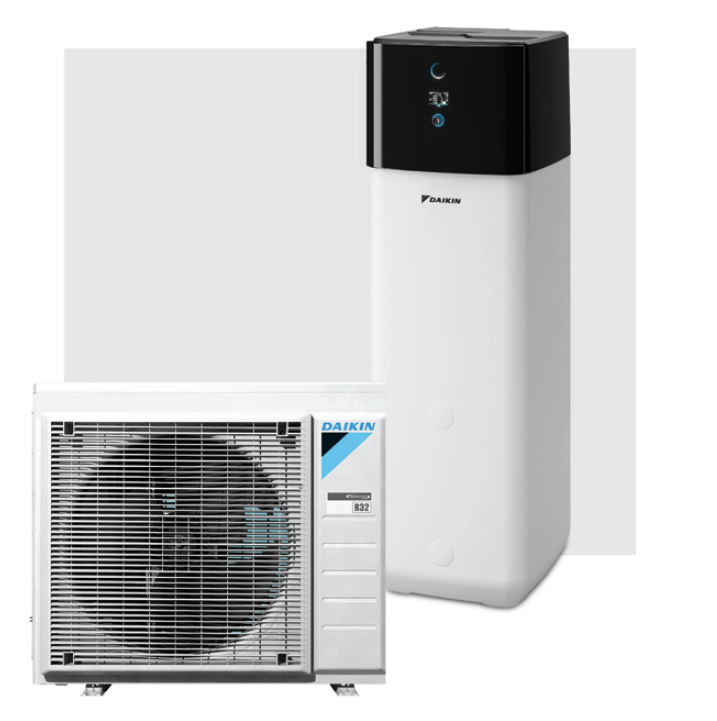 Radiatore bianco con termostato digitale, interno.