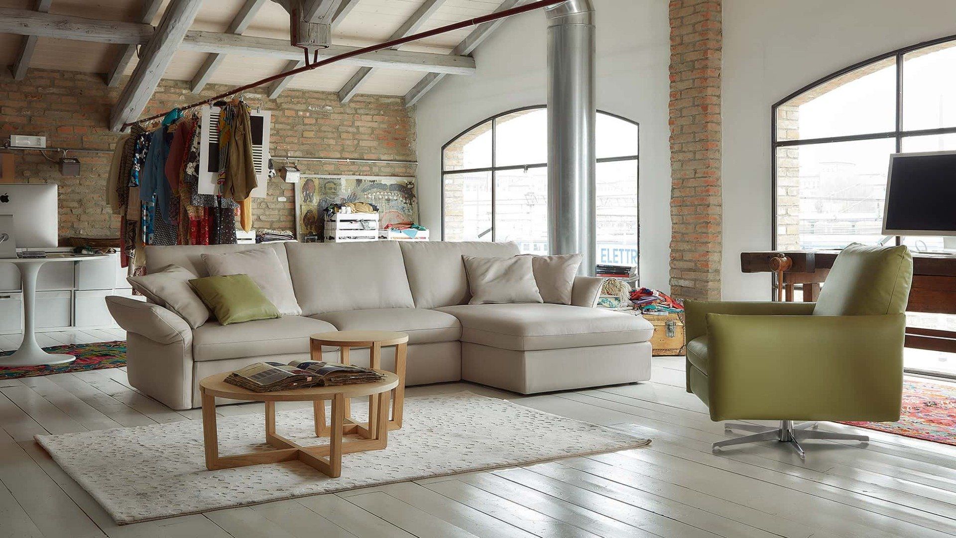 divano moderno bianco