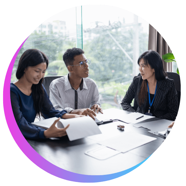 property manager meeting with prospective tenants