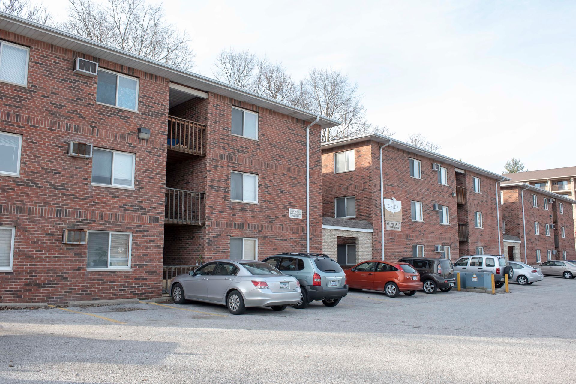 271 S River Rd-Williams Valley apartments