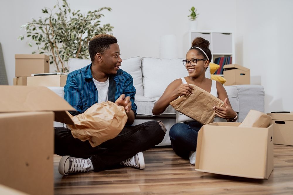 college students moving into their first apartment