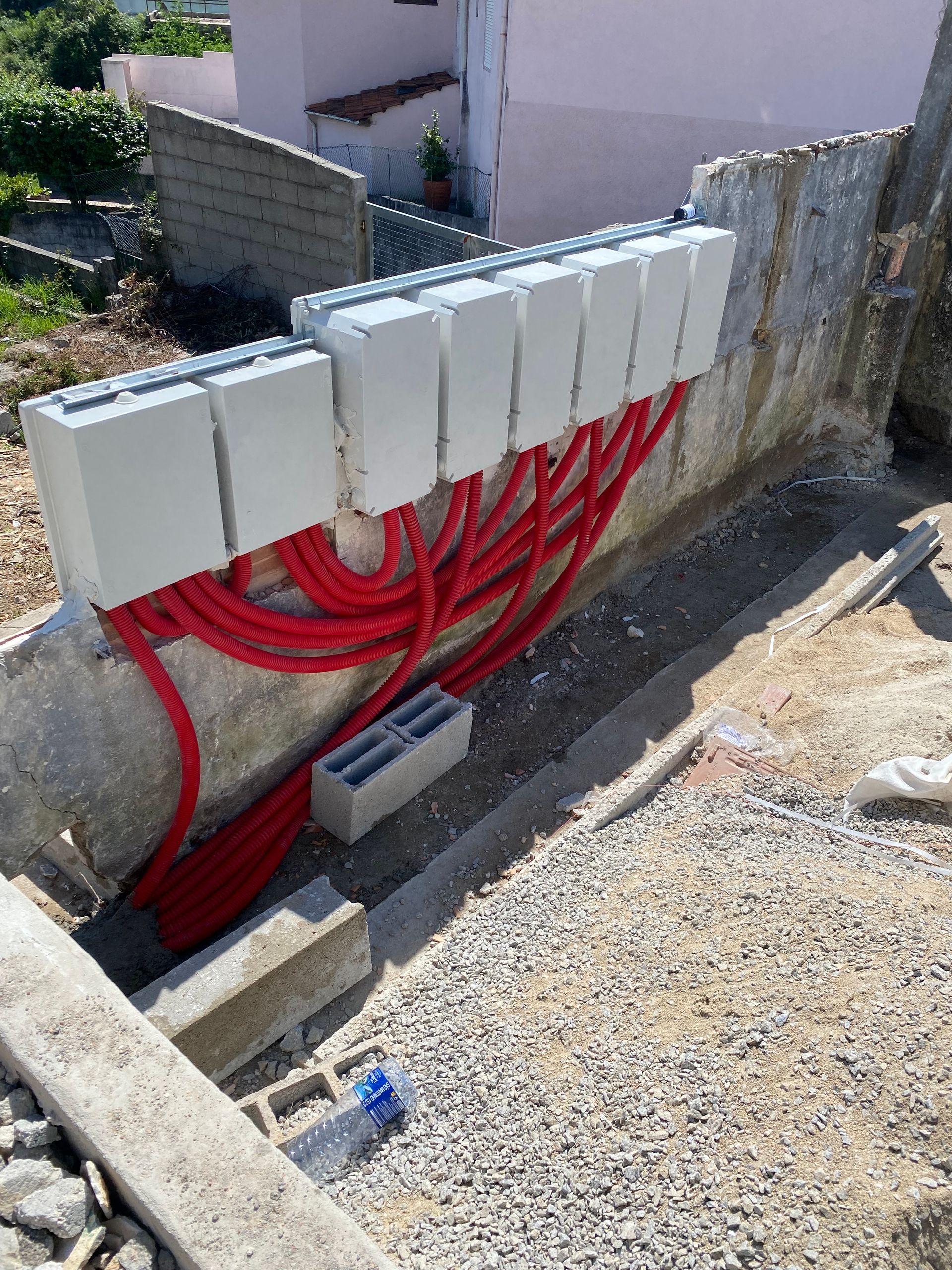 Trabalho, dedicação e profissionalismo!